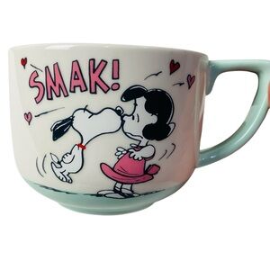 Hallmark Peanuts Snoopy And Lucy SMAK! Valentines Mug 20oz
